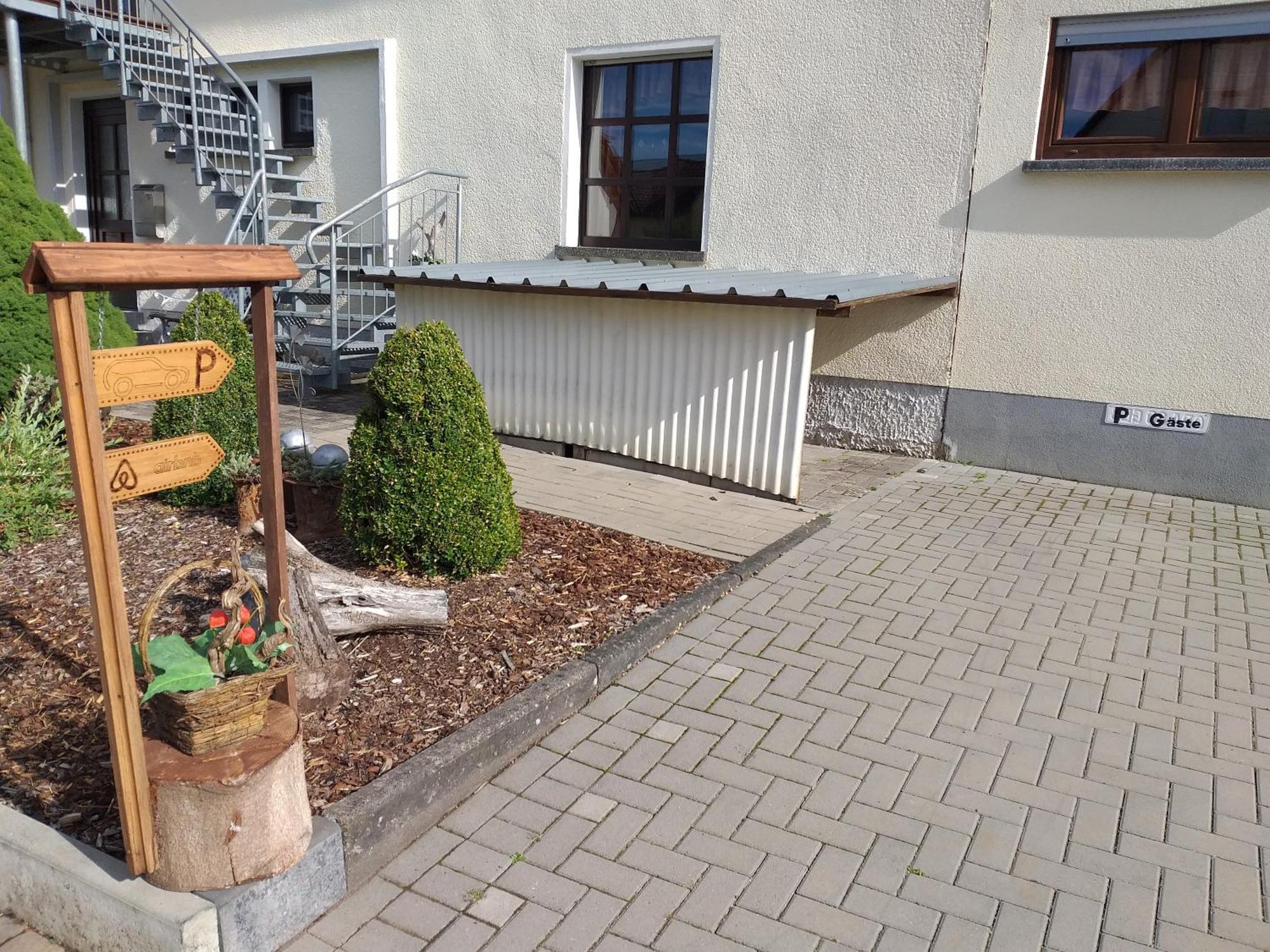 Apartment Zwei Schlafzimmer- Betten In Komforthoehe Baumholder Exterior photo